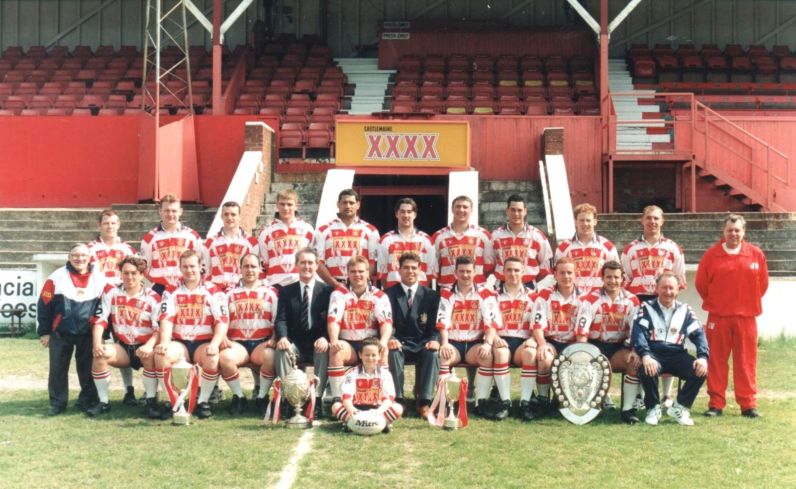 1993-94 - Victorious A Team squad.