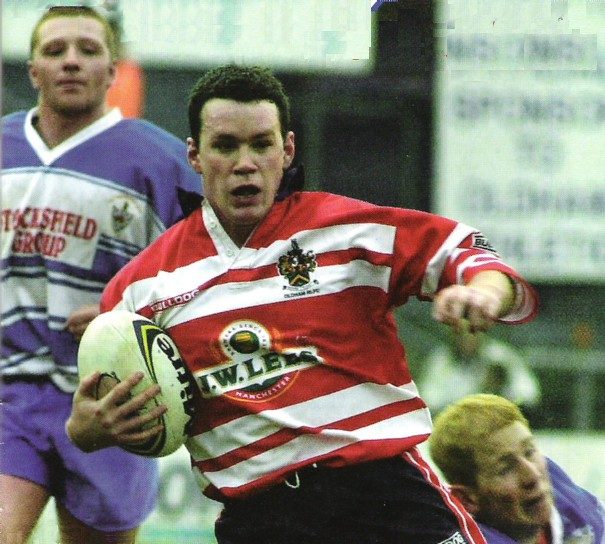 Mark Sibson breaks clear v Queensbury Jan 28th 2001.