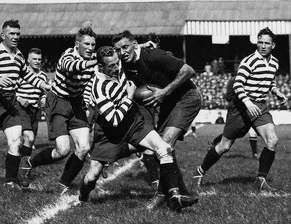 Mick Madsen is tackled by Les Lewis and Ted Sadler - Sep 9th 1933.