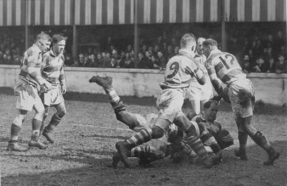 Melee! Edgar Brooks meets Doug Phillips. Oldham v Belle Vue - April 3rd 1948.