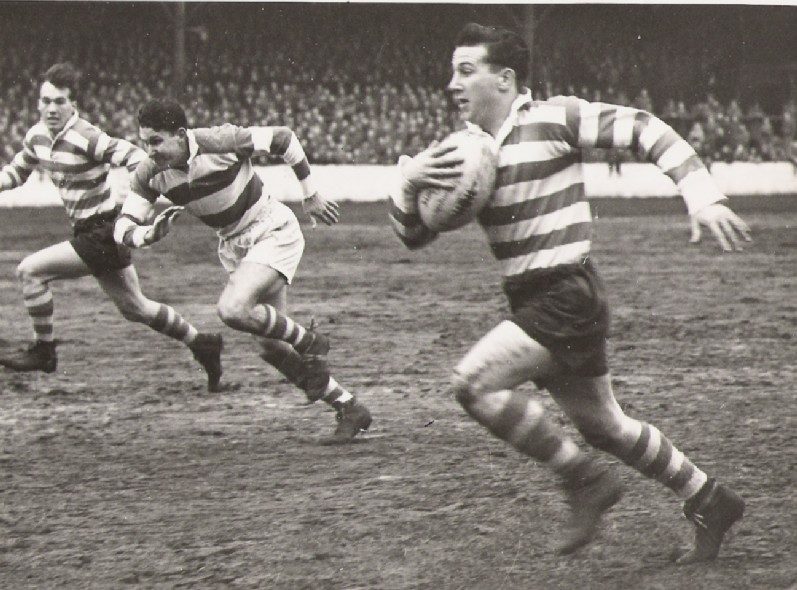 Frank Pitchford breaks clear with Terry O'Grady on the inside - Jan 1st 1955.