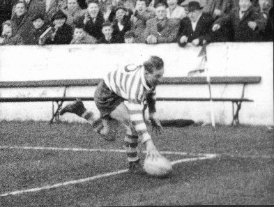 Vince Nestor scores in the Challenge cup quarter final against Bramley - March 19th 1960.