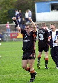 Phil Farrell celebrates victory at Featherstone - Sep 7th 2003.