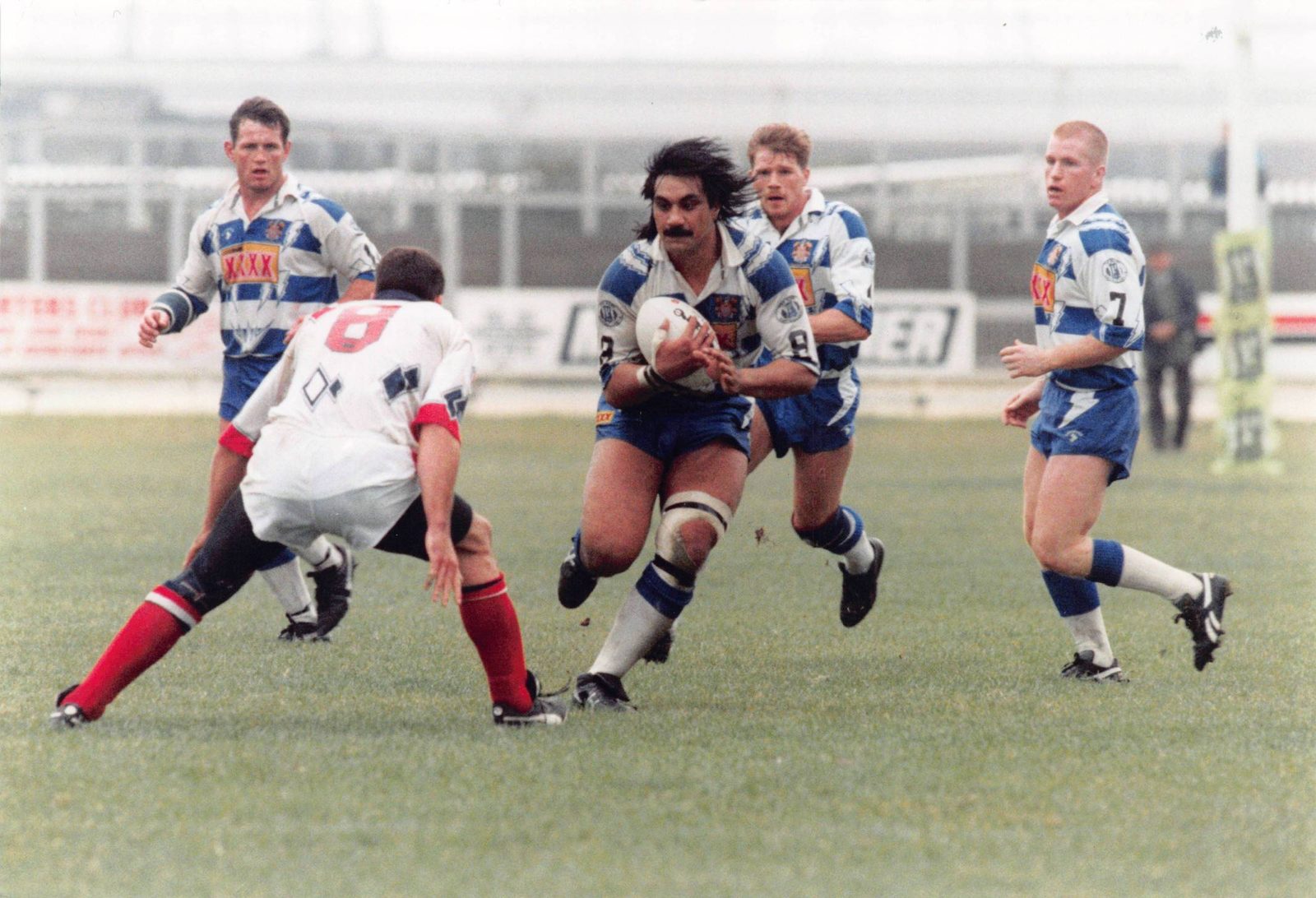 Tiny Solomona breaks clear at Hull KR with Andy Goodway, Darren Abram and Martin Crompton in support - Sep 12th 1993.
