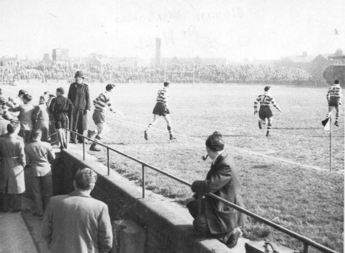 Oldham take the field at Hull - April 9th 1955.