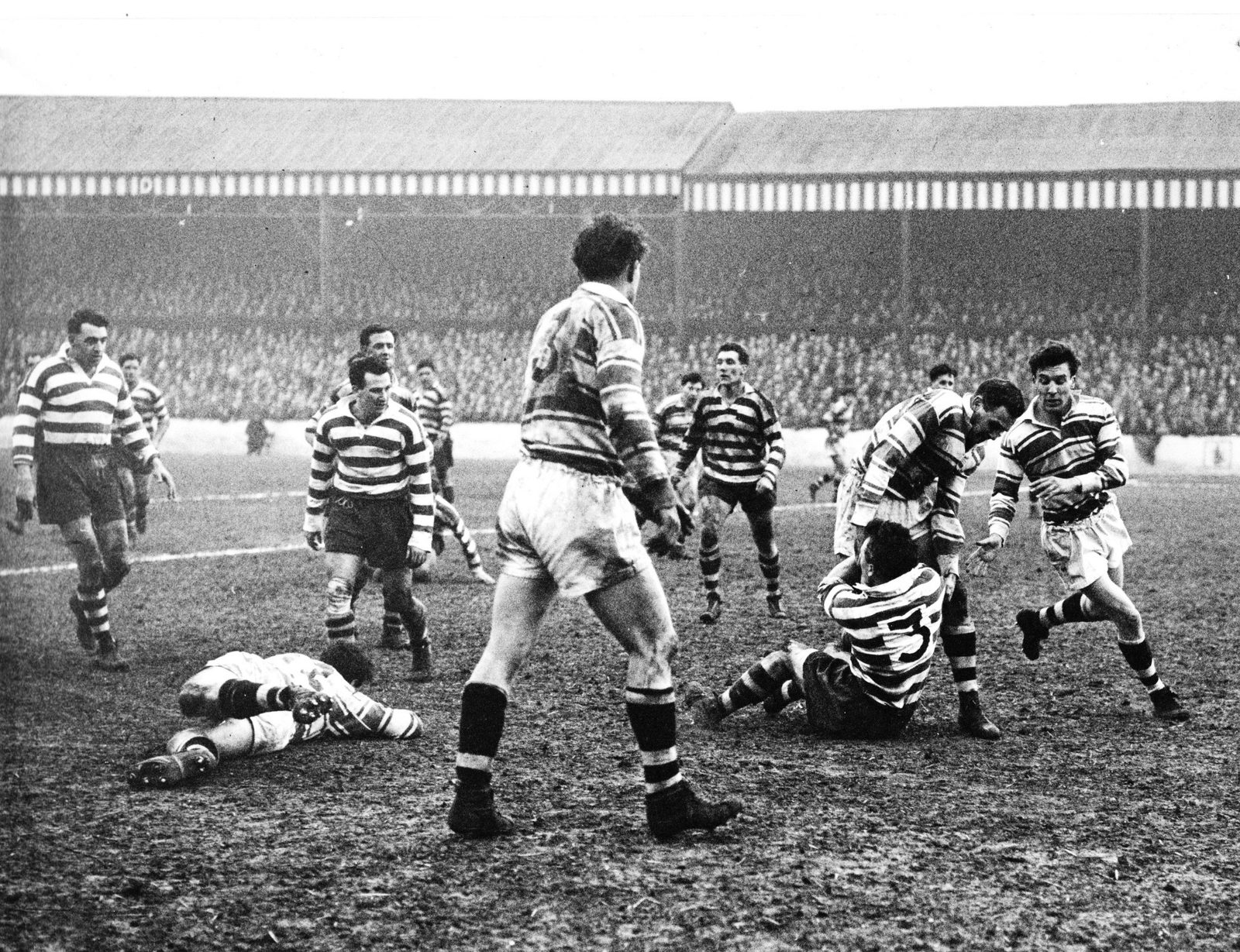 Saville tackles Ayres - April 16th 1958.