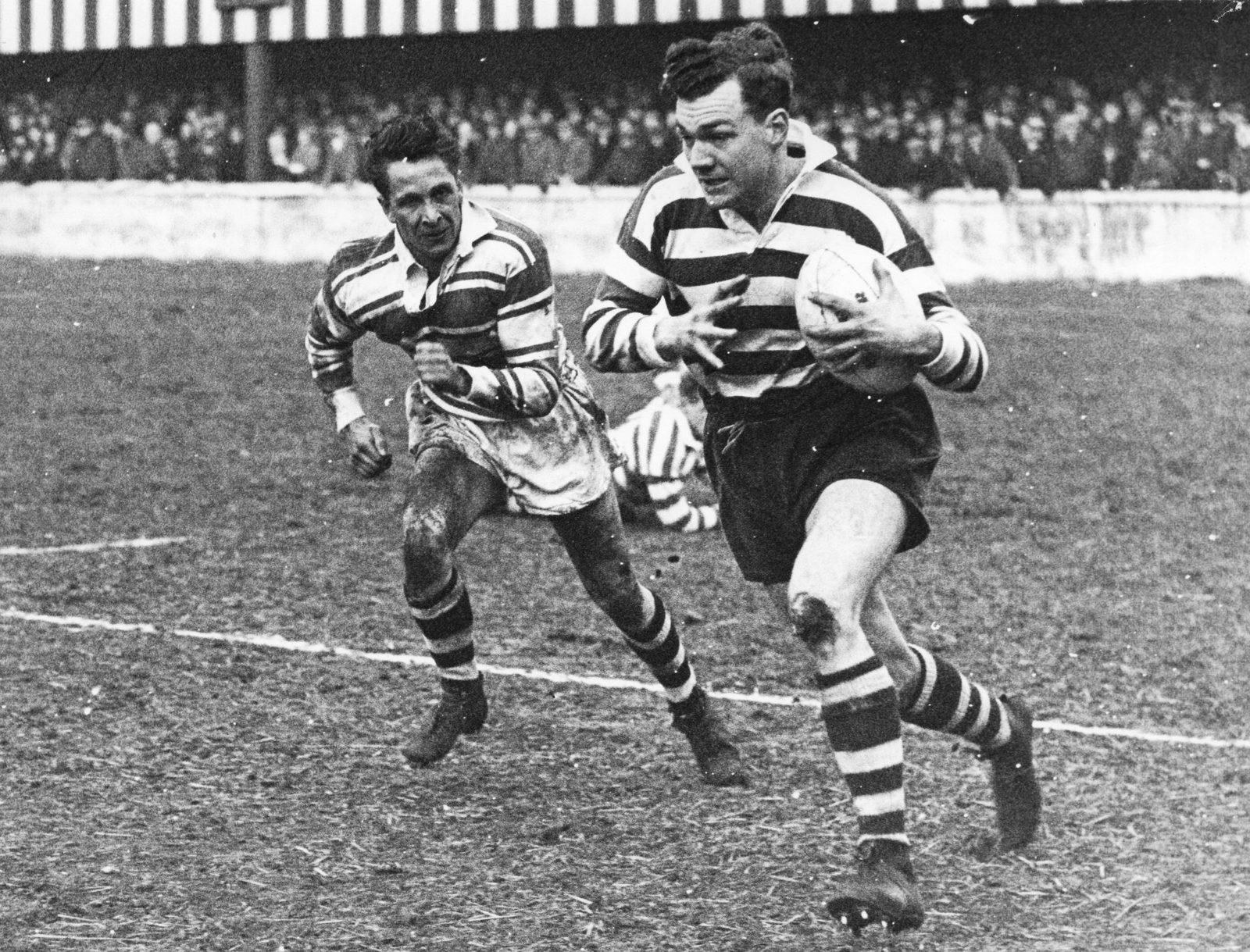 Etty races away from Broadhurst - April 16th 1958.