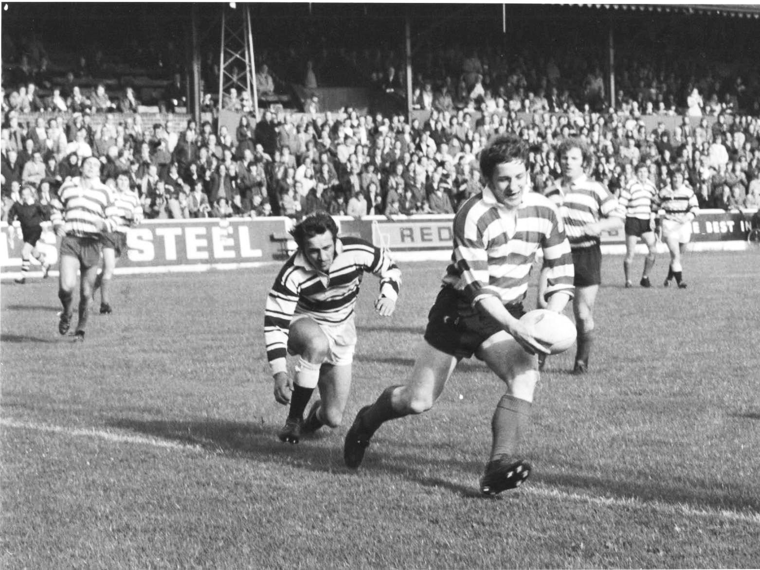 Bob Irving scores against Hull - Sep 10th 1972.