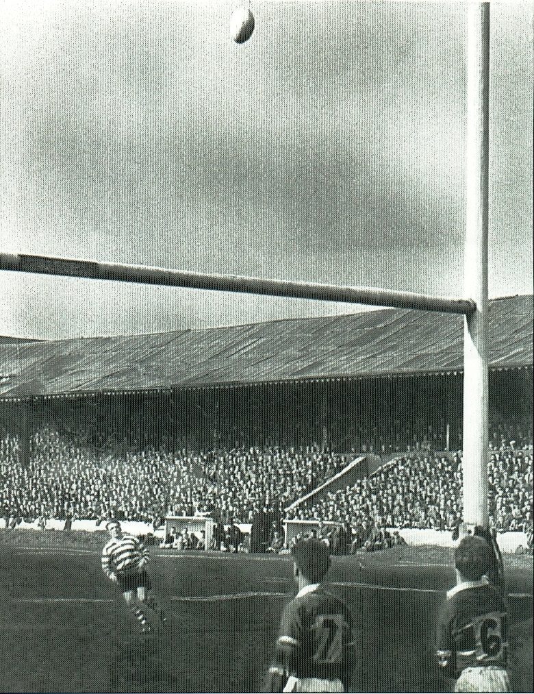 Ganley kicks record goal v Hunslet - April 12th 1958.