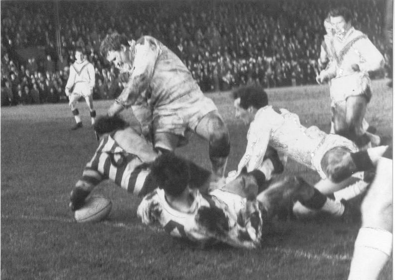 Charlie Bott scores for Oldham in the Challenge Cup at Keighley - Feb 8th 1964.
