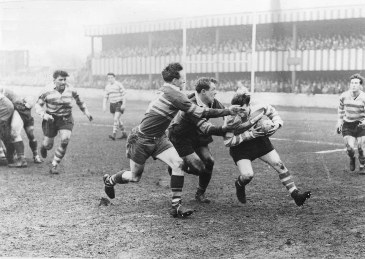 Stout Leeds defence puts an end to an Oldham attack - April 23rd 1955.