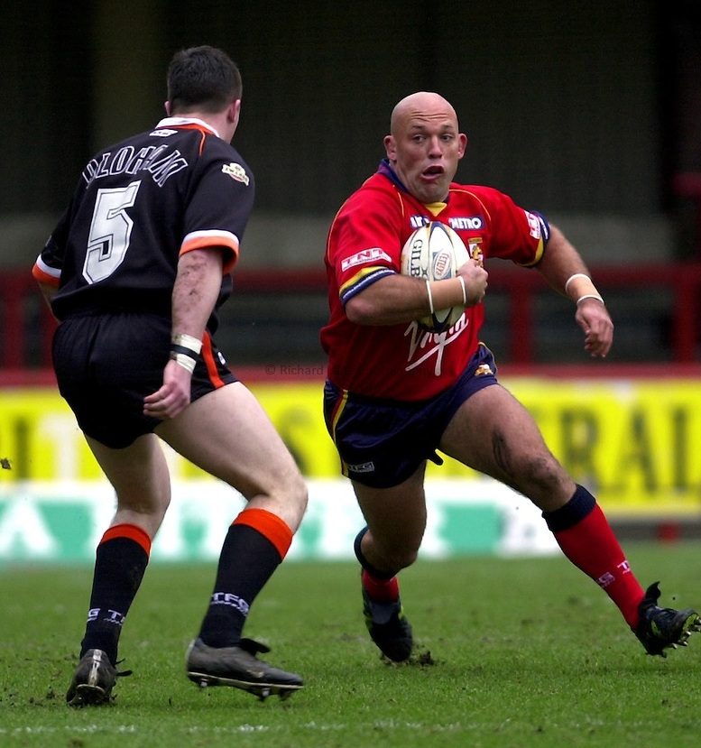 Will Cowell prepares to take on Steele Wretchless - Feb 9th 2003.
