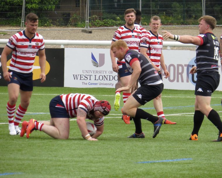 Michael Ward prepares to play the ball v London Broncos - June 19th 2016.