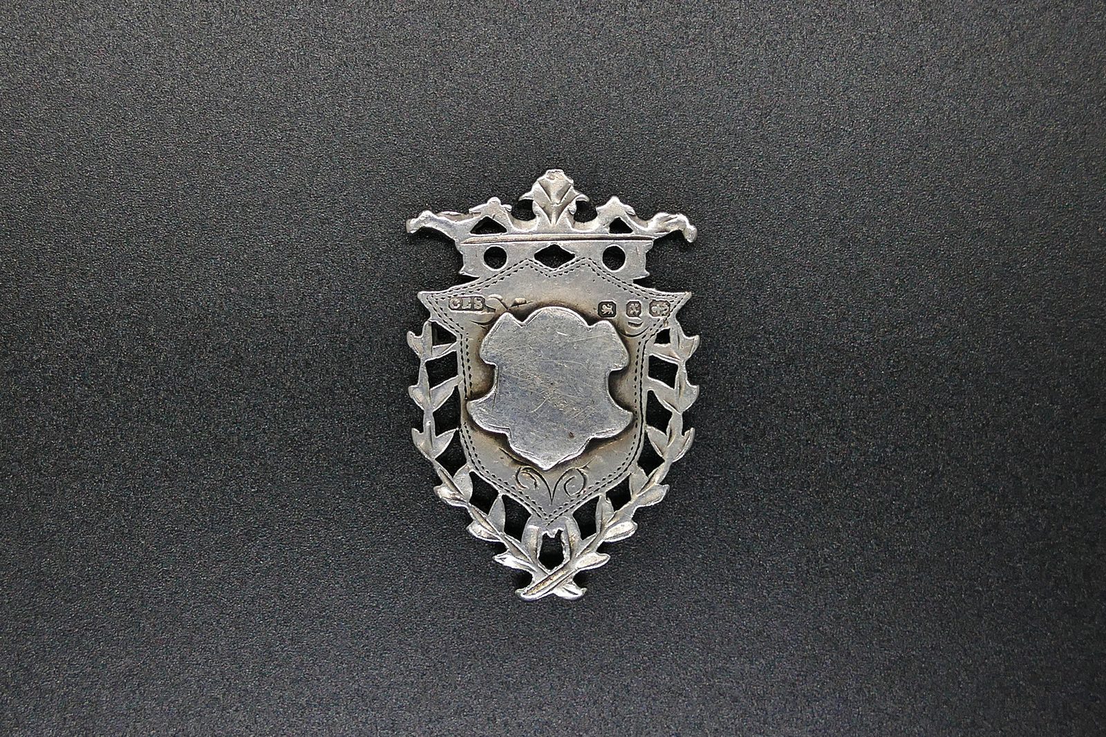 Commemorative medal possibly on retirement in 1902.
