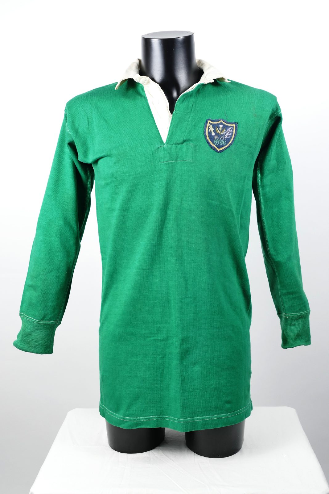 1951 Other Nationalities Shirt - Dave Valentine. Swap with Doug Phillips.