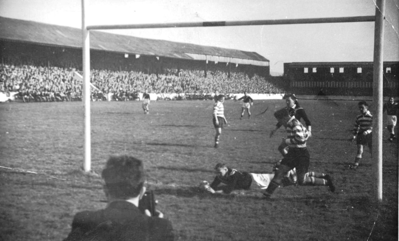 Johnson score for New Zealand under the posts Sep 29th 1951.