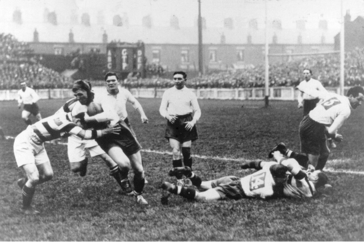 Bob Sloman takes on the Rochdale defence - Oct 25th 1924.