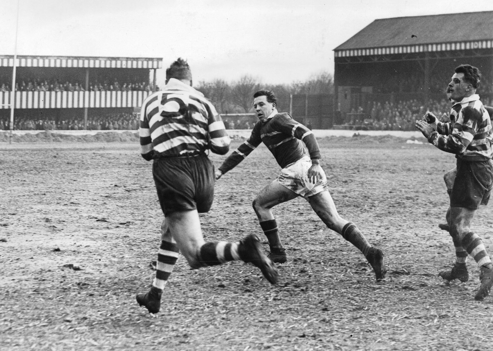Buxton goes to tackle Etty - March 22nd 1958.