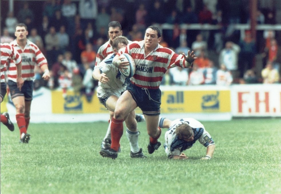 David Bradbury bursts into the clear. Last senior match at Watersheddings - Aug 25th 1996.