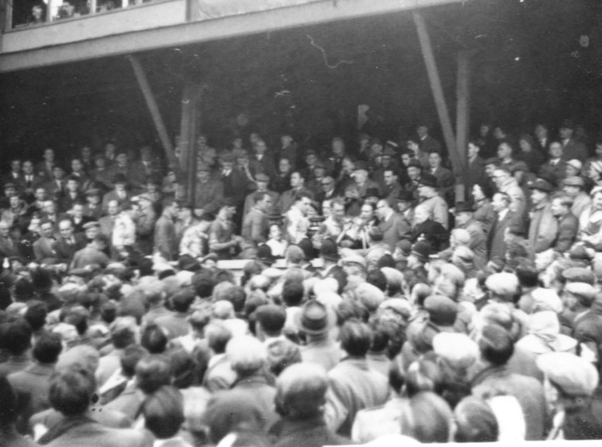 Frank Stirrup prepares to receive the Lancashire Cup - Oct 20th 1956.