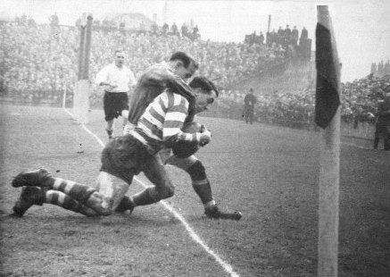 Dick Cracknell scores at Swinton (2nd angle) - April 8th 1955.