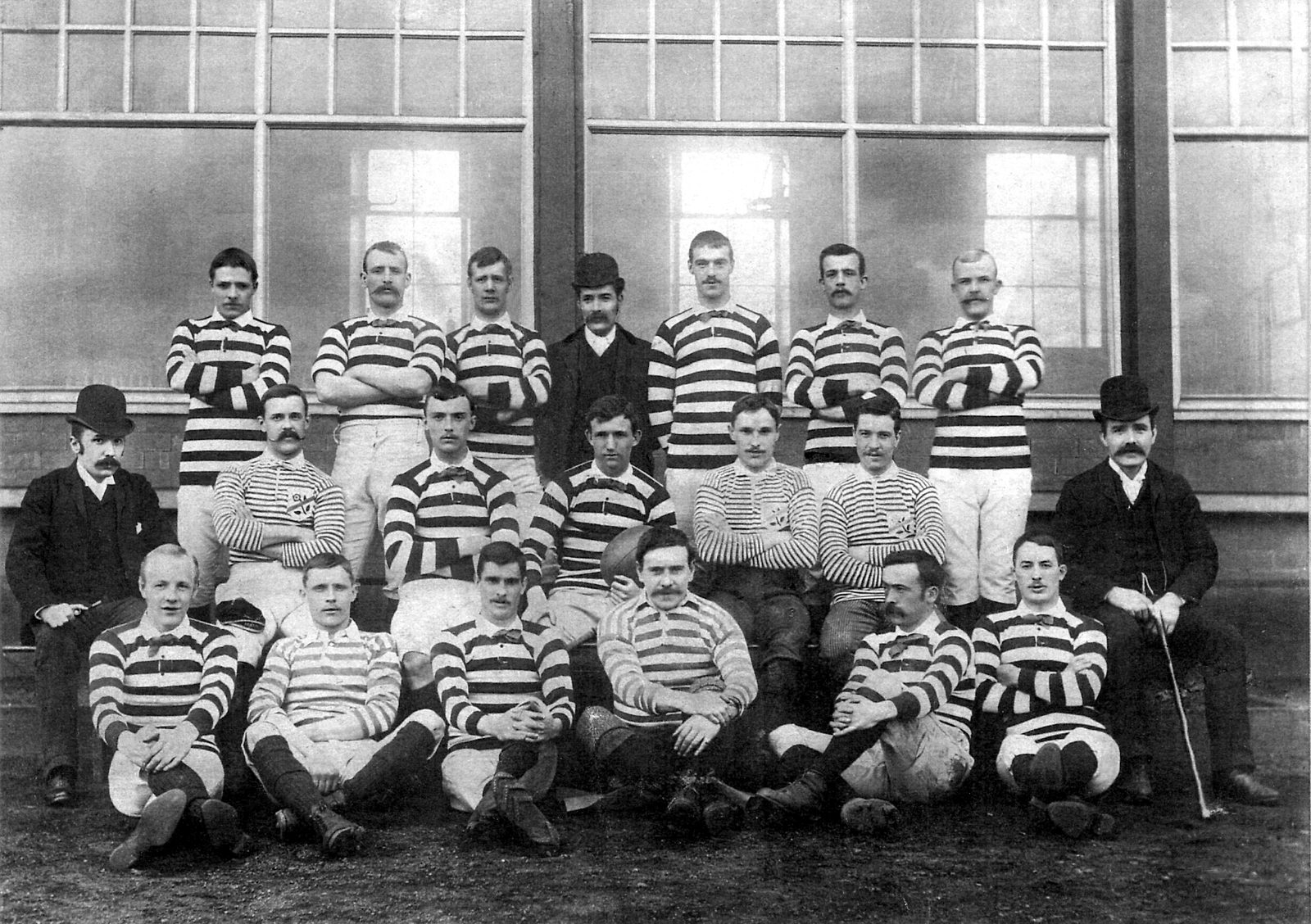 1889 team photo