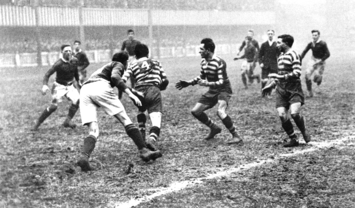 Oldham v Warrington. Players l to r: B Jolley, F Ryder, J Tranter, M Leyland, E Davies, J Corsi, A Frowen, F Williams, G Hesketh, W Roberts - Feb 28th 1925..