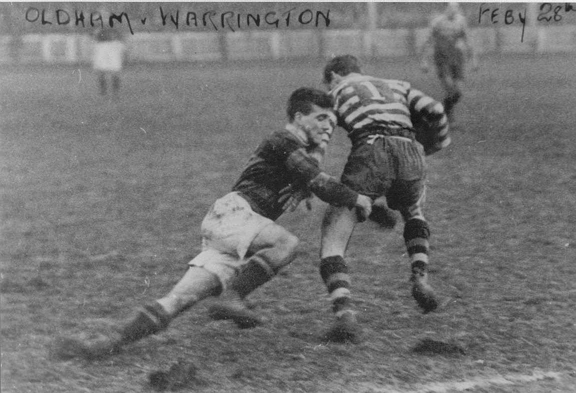 Warrington's Arthur Child attempts a tackle on Ernie Knapman - Feb 28th 1925.