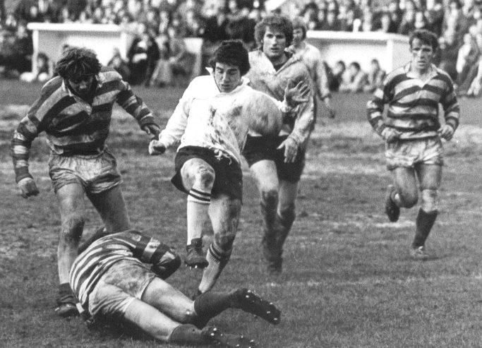 Oldham v Widnes, Challenge Cup 3rd Round - March 9th 1975.