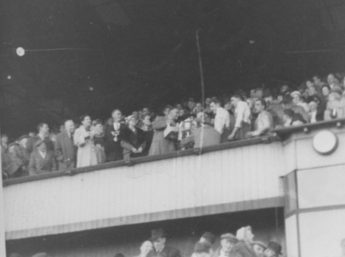 Oldham v Wigan, 19 October 1957