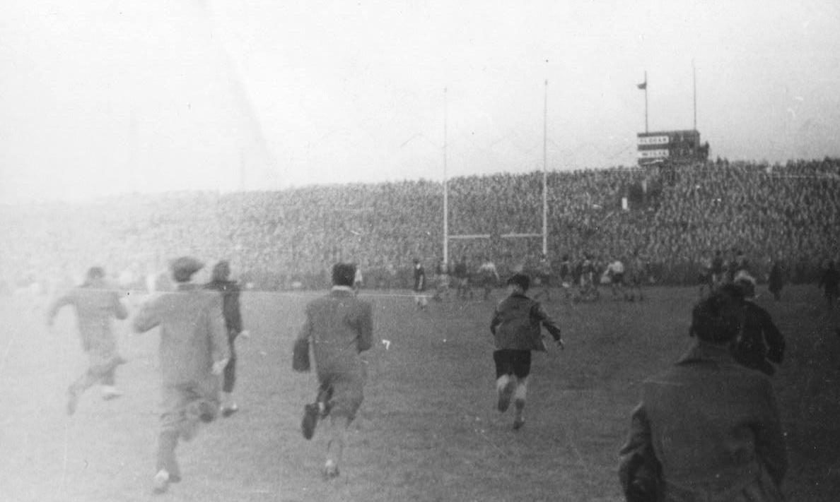 Oldham v Wigan, 19 October 1957