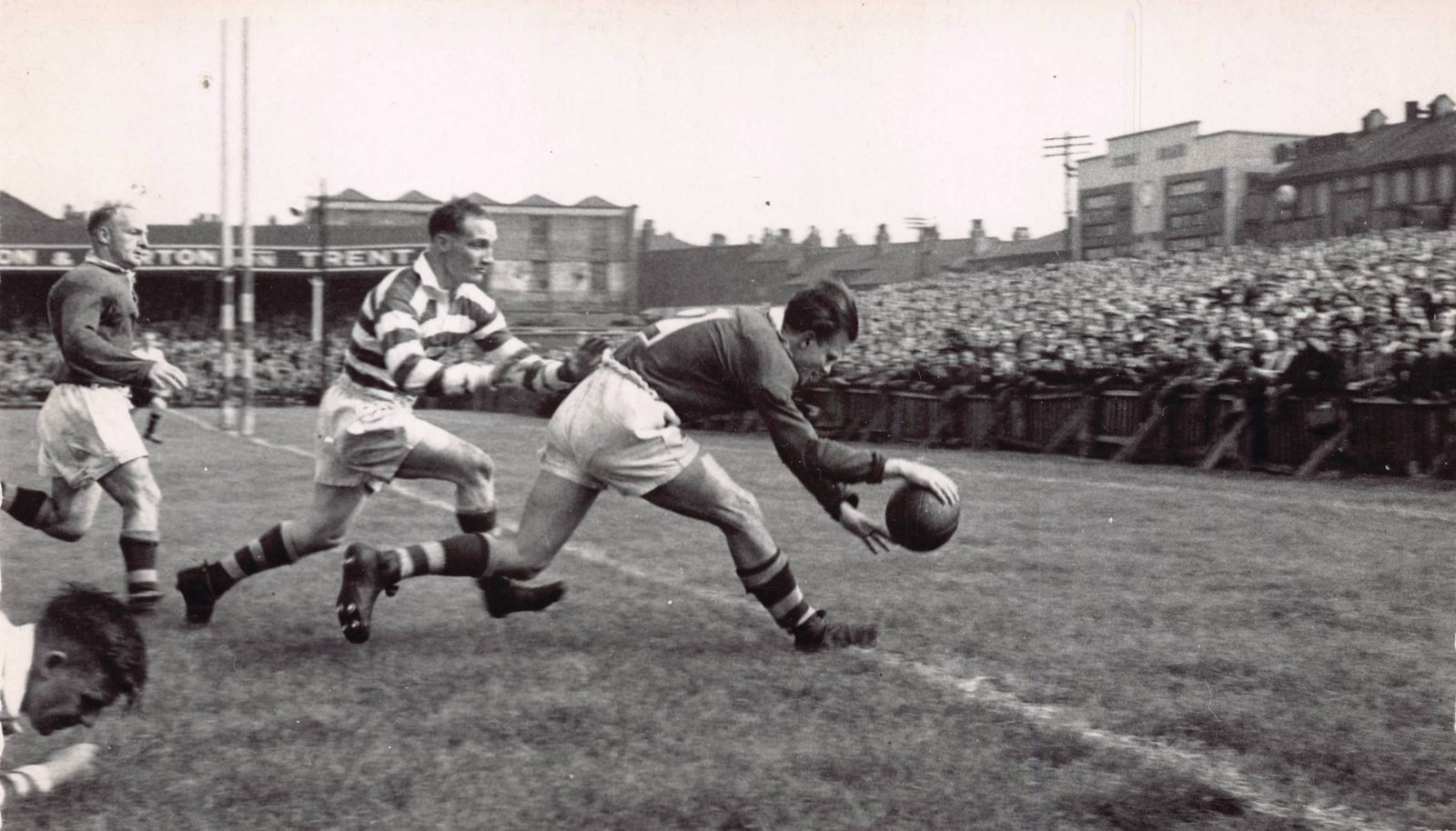 Gordon Ratcliffe avoids Billy Mitchell to score - Aug 27th 1949.