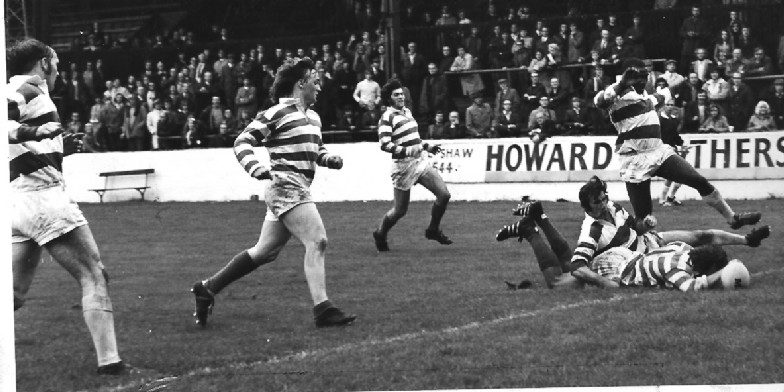 A try for Arthur Daley v Wigan - Sep 1st 1973.