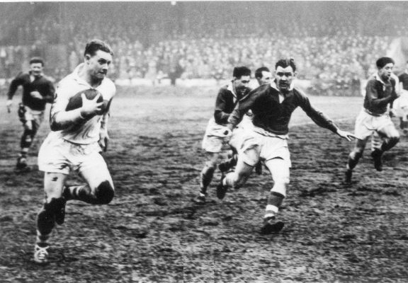 Frank Heyes gives chase to Johnny Lawrenson - March 17th 1951.