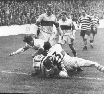 Charlie Winslade scores v Workington - Sep 2nd 1958.