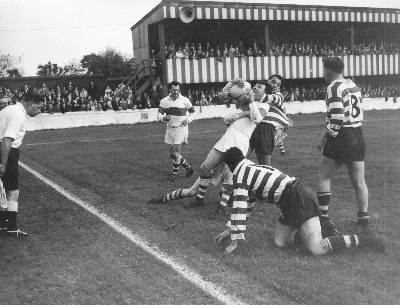 Dick Cracknell on defence v Workington - Sep 2nd 1958.