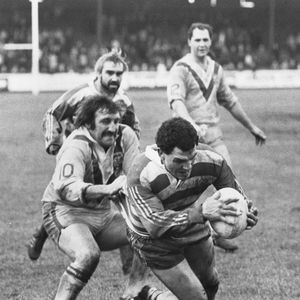 Bob Mordell scores in Tom David's tackle - Feb 7th 1982.
