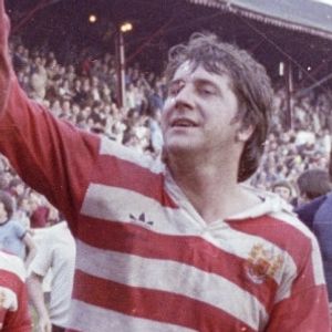 Rugby/Harrop. Oldham Rugby v Workington. Oldham winning lap of honour. 82E374