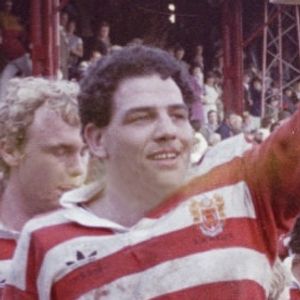 Rugby/Harrop. Oldham Rugby v Workington. Oldham winning lap of honour. 82E374