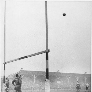 Vince Karalius watches as a goal attempt by Johnny Noon goes wide - Jan 23rd 1960.