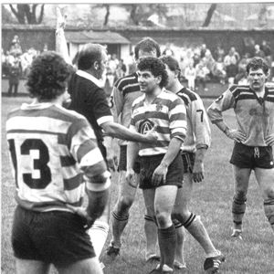 Ray Ashton gets a talking to Castleford - Oct 20th 1985.