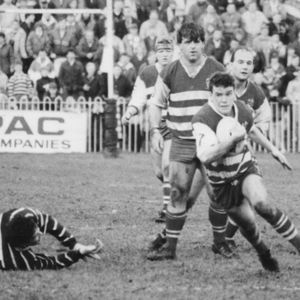 Mike Ford breaks clear at Featherstone watched by Neil Clawson, Leo Casey,Hugh Waddell and Terry Flanagan - Feb 21st …