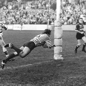 Stuart Raper scores v Halifax - Dec 14th 1986.