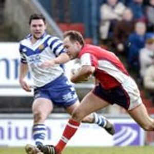 Gareth Barber scoots in for Oldham's third try - Feb 19th 2006.