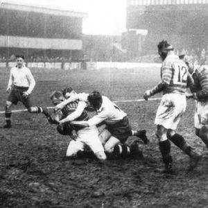Oldham v Huddersfield - Feb 5th 1938.