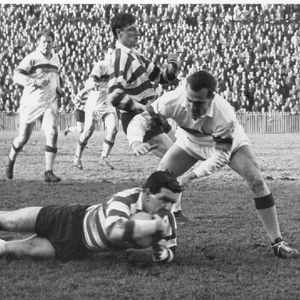 Geoff Shelton is brought down by Ken Senior - Feb 4th 1967.