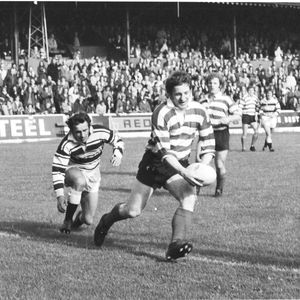 Bob Irving scores against Hull - Sep 10th 1972.