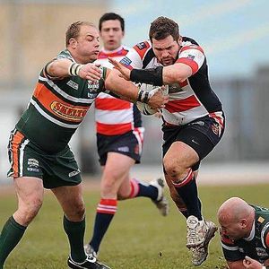 Wayne Kerr takes on the Hunslet defence at the South Leeds stadium - Feb 14th 2010.
