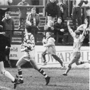 A try for Steve Warburton v Leigh - April 20th 1992.