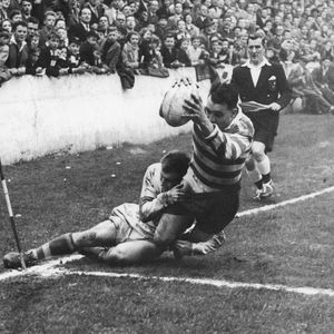 Dick Cracknell scores his fourth try v Liverpool - April 4th 1959.